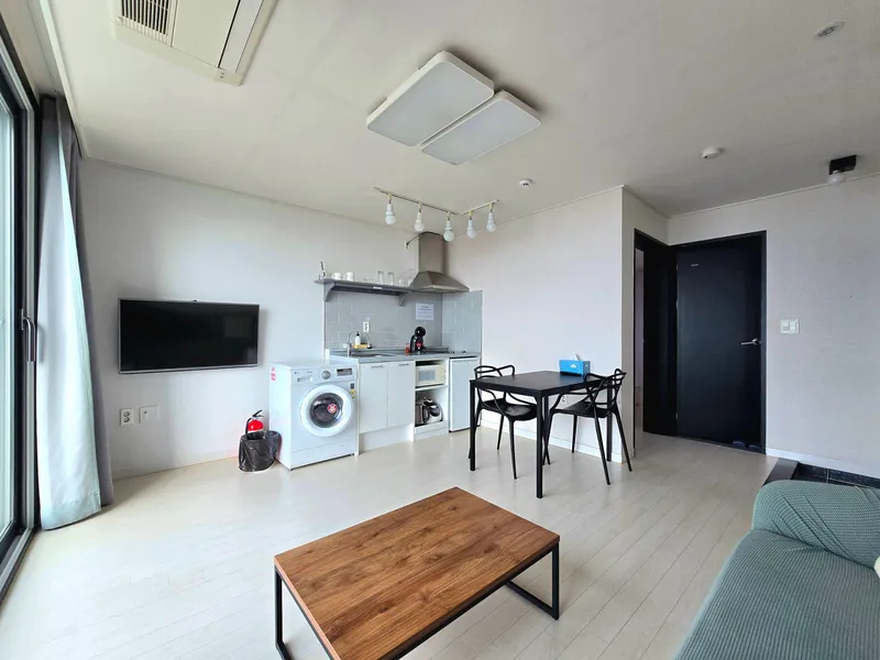 [Aewol, Jeju] Ocean view/Modern style separate one-room. 2nd floor I type. 10