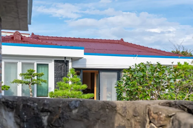 [Gujwa, Jeju] A relaxing stone-walled shade house 1 #3-minute walk from the beach in Handong-ri 21
