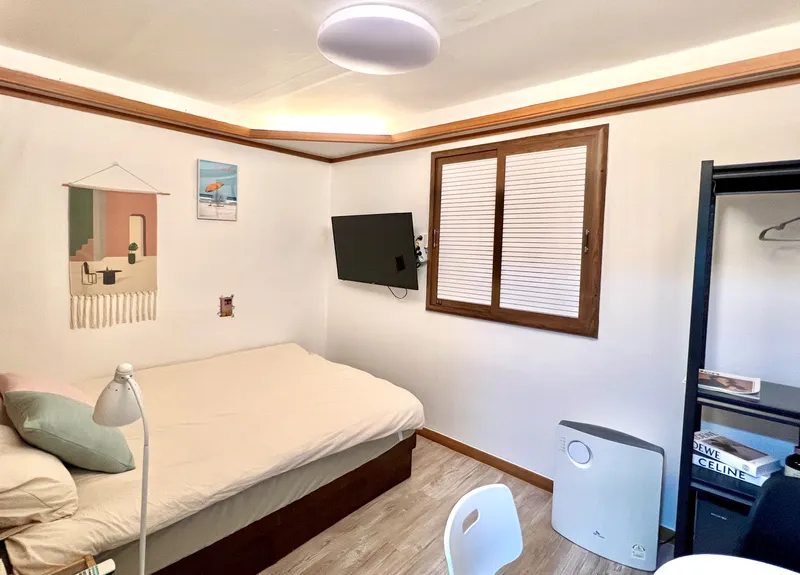 [Gwanak, Seoul] Stay 3 minutes walk from Sillim Station 8