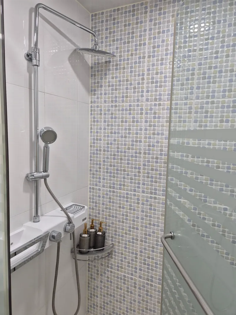 [Yongin] Clean interior with super-low rent near Giheung Station 9