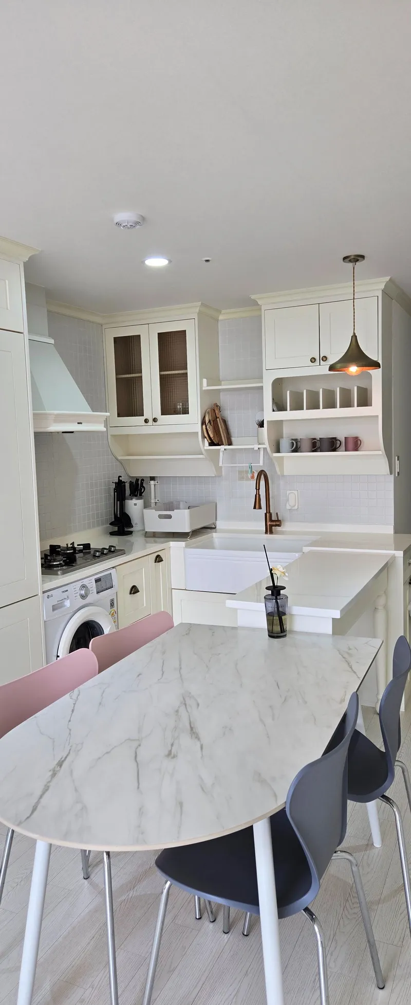 [Jocheon, Jeju] Nordic-style full-service officetel 3 minutes walk away 16