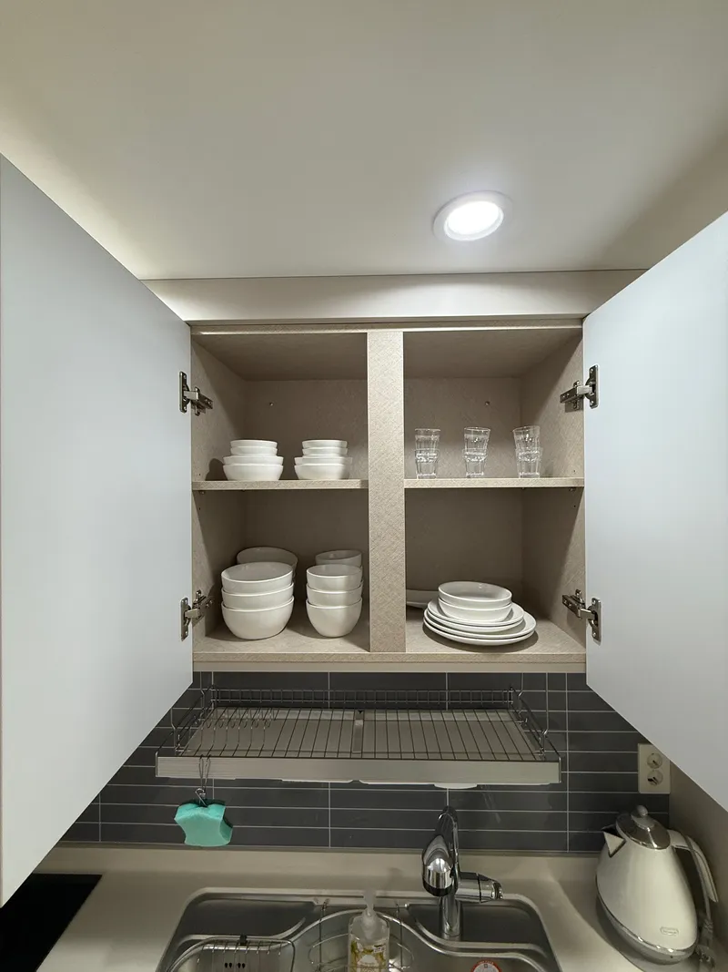 [Seocho, Seoul] 5-minute walk from Seocho Station / 1 free parking space 12