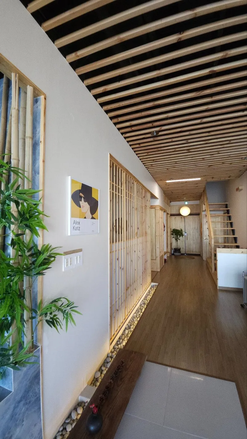 [Buk-gu, Ulsan] A modern restaurant where you can enjoy the ocean view and night city view from the jacuzzi and izakaya bar 41