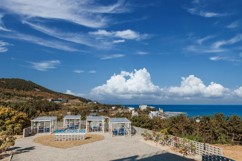 [Pohang] A dreamy space to enjoy a quiet time while looking out at the sea. 10