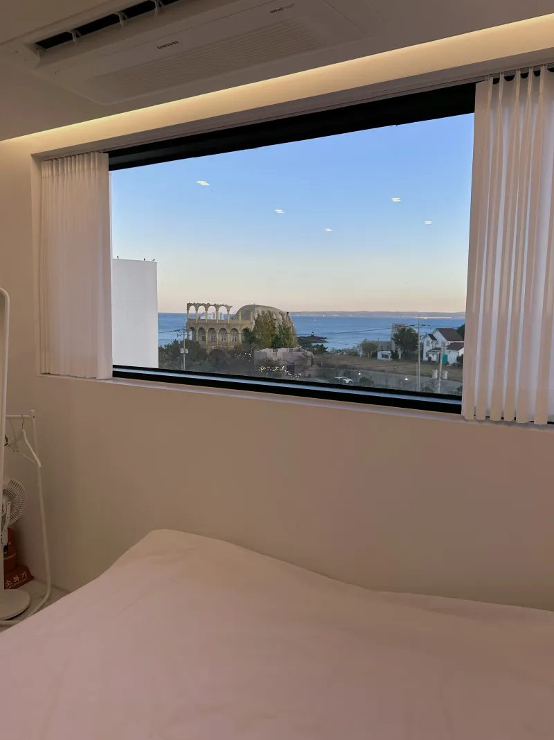 [Pohang] A dreamy space to enjoy a quiet time while looking out at the sea. 3