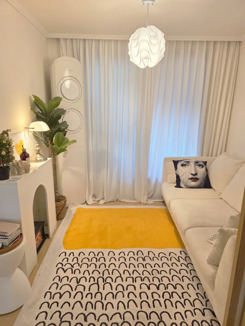 [Mapo, Seoul][Seoul Yeonam] 12 minutes walk from Hongik Univ. Station Exit 8, 1.5th floor near Yeontral Park 16