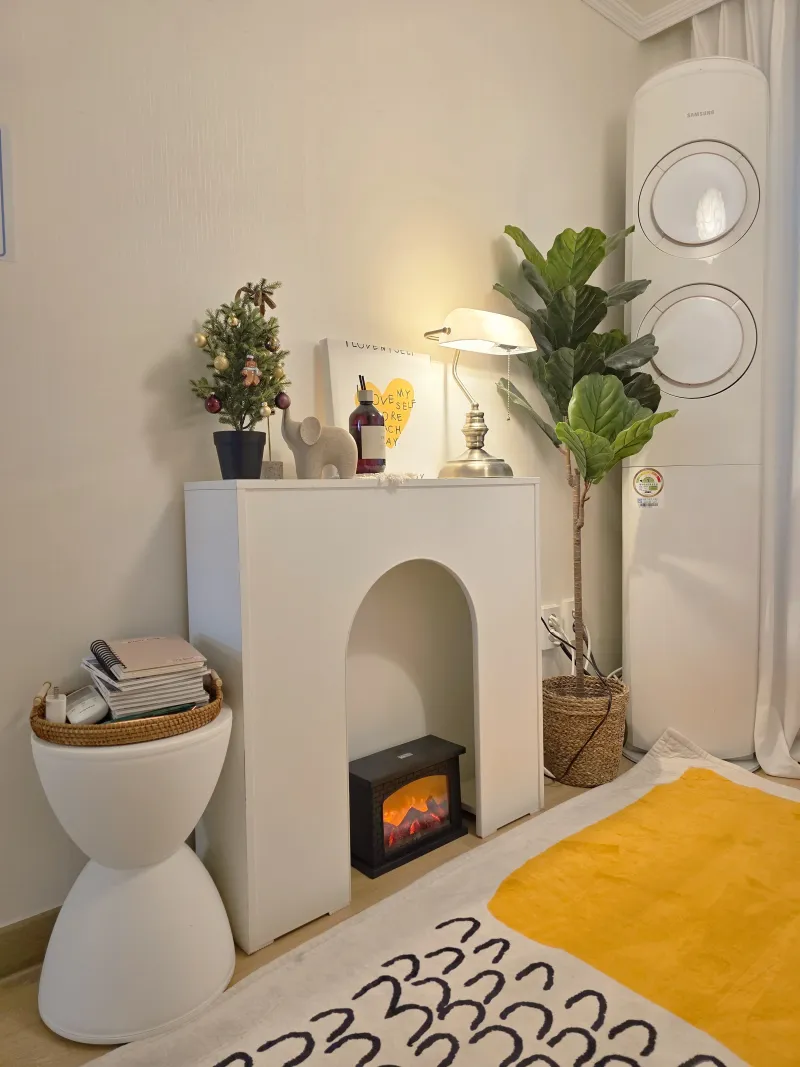 [Mapo, Seoul][Seoul Yeonam] 12 minutes walk from Hongik Univ. Station Exit 8, 1.5th floor near Yeontral Park 18