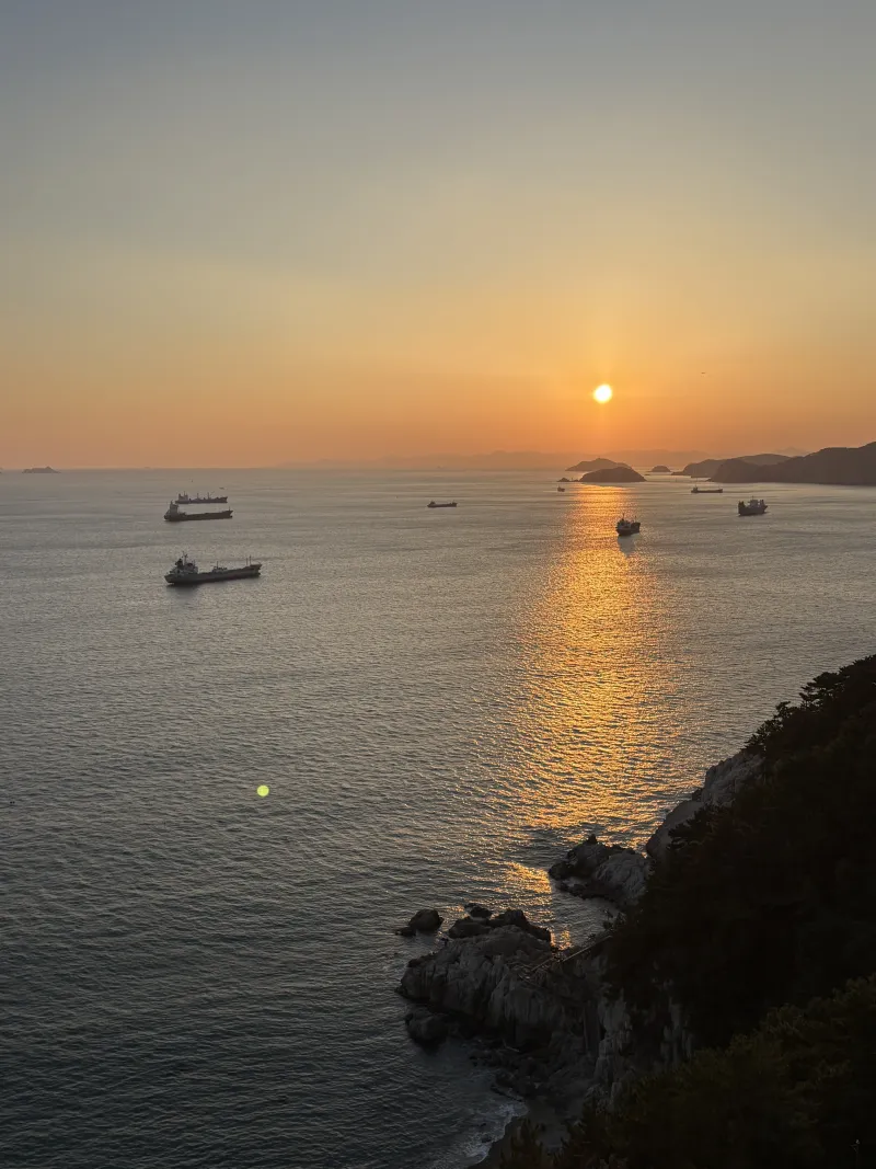 [Yeongdo, Busan] Ocean View Accommodation with a Panoramic View of Yeongdo's Sea 16