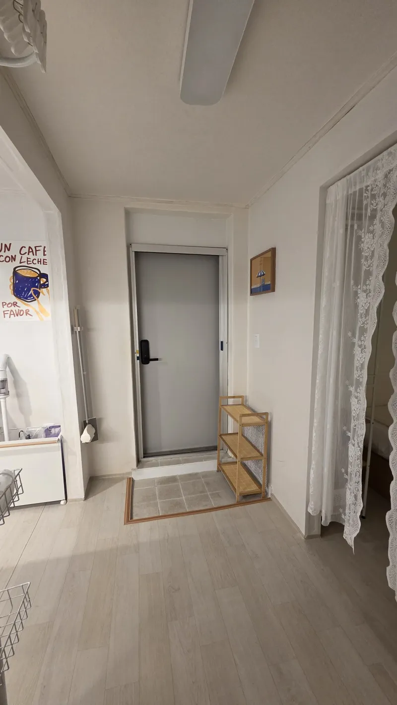 [Yeongdeungpo, Seoul] Fully furnished semi-basement B01, 10-minute walk from Yeongdeungpo Station 11
