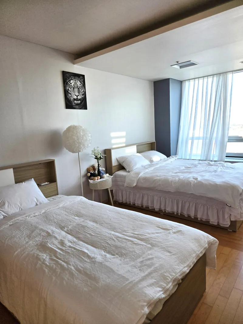 [Yeongjong, Incheon] Incheon Airport Ocean View Fully Furnished Large Room 11