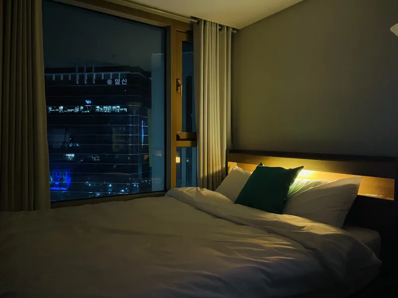 [Mapo, Seoul] 11th floor luxury, fully furnished, emotional one-room officetel connected to Mapo Station 22
