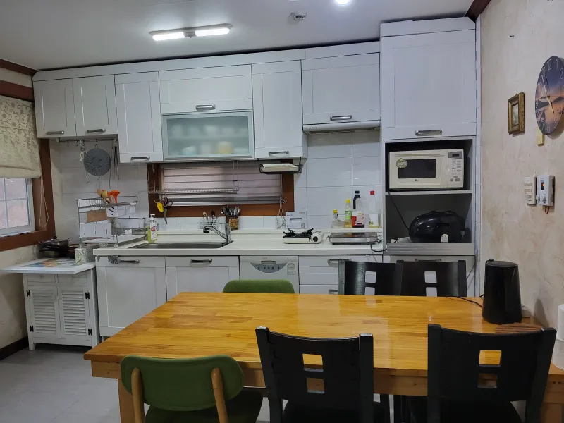 [Boryeong] European-style 2-story detached house in the forest 8