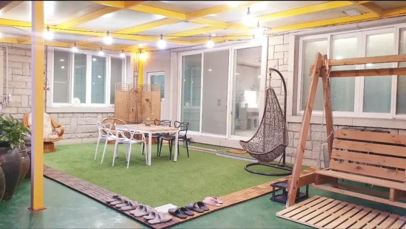 [Gyeongju][Gyeongju, Gyeongsangbuk-do] Eupseong-an/Hwangridan-gil 2nd floor terrace barbecue 23