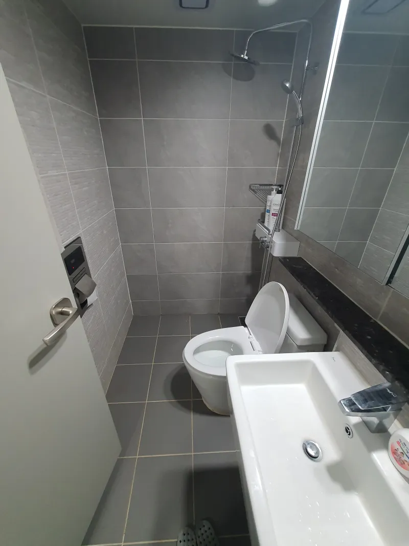 [Gangnam, Seoul] Fully furnished duplex house with a great view, 30 seconds from Cha Hospital in Yeoksam Station, Eonju Station, parking 4