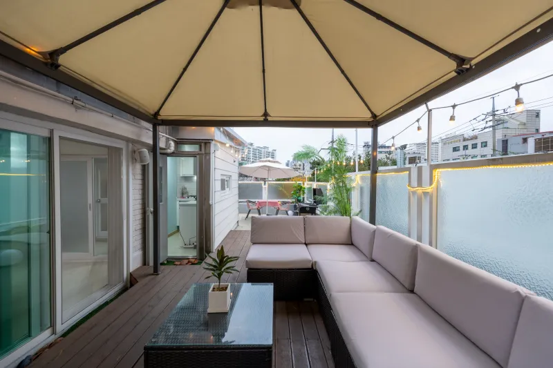 [Mapo, Seoul] A clean 3-room apartment 3 minutes walk from the Gyeongui Line Forest Road 26