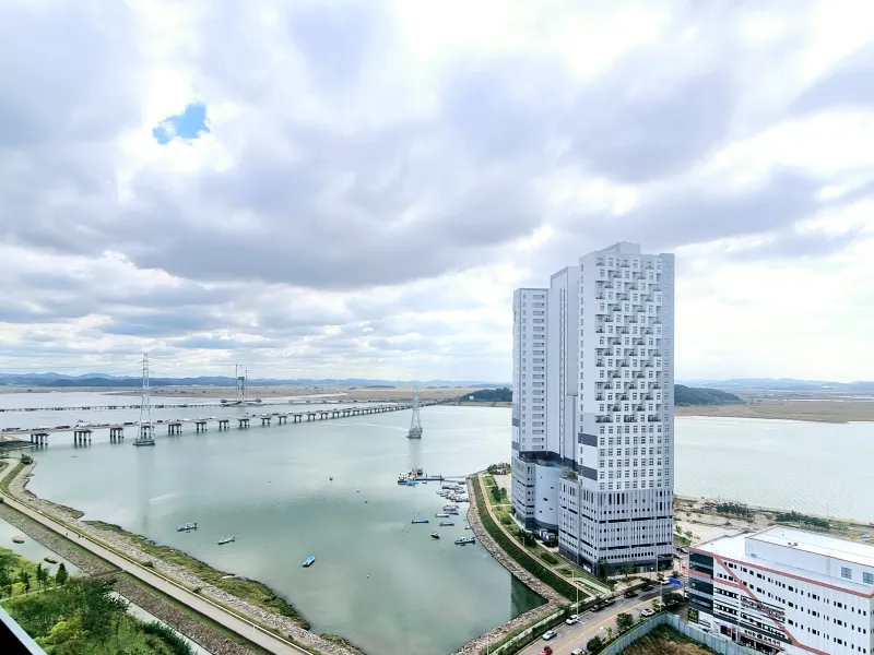 [Ansan][Ansan Bandal Island] High-rise Ocean View Two-Room Fully Furnished Queen Bed 2 Netflix Nearby Amenities Sihwa 27