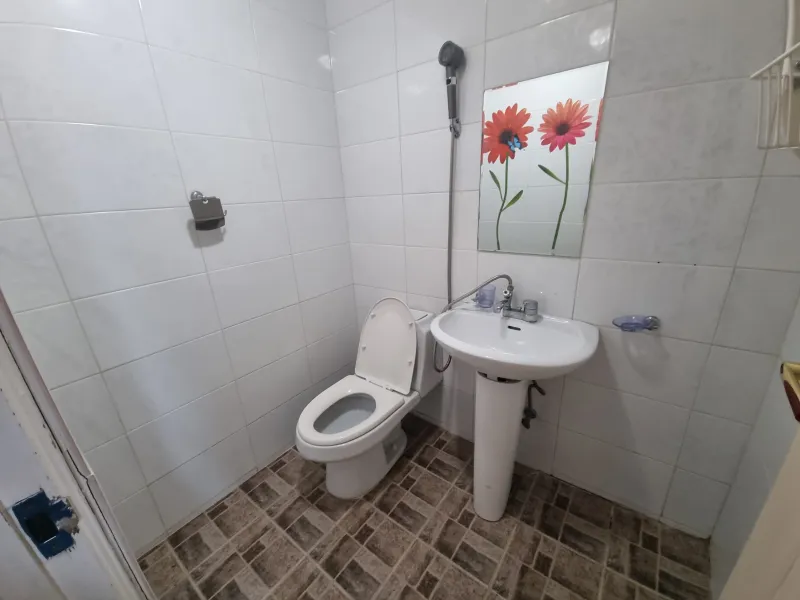 [Changwon] Jinhae Cherry Blossoms / Vacant One-Room Apartment / 1 4