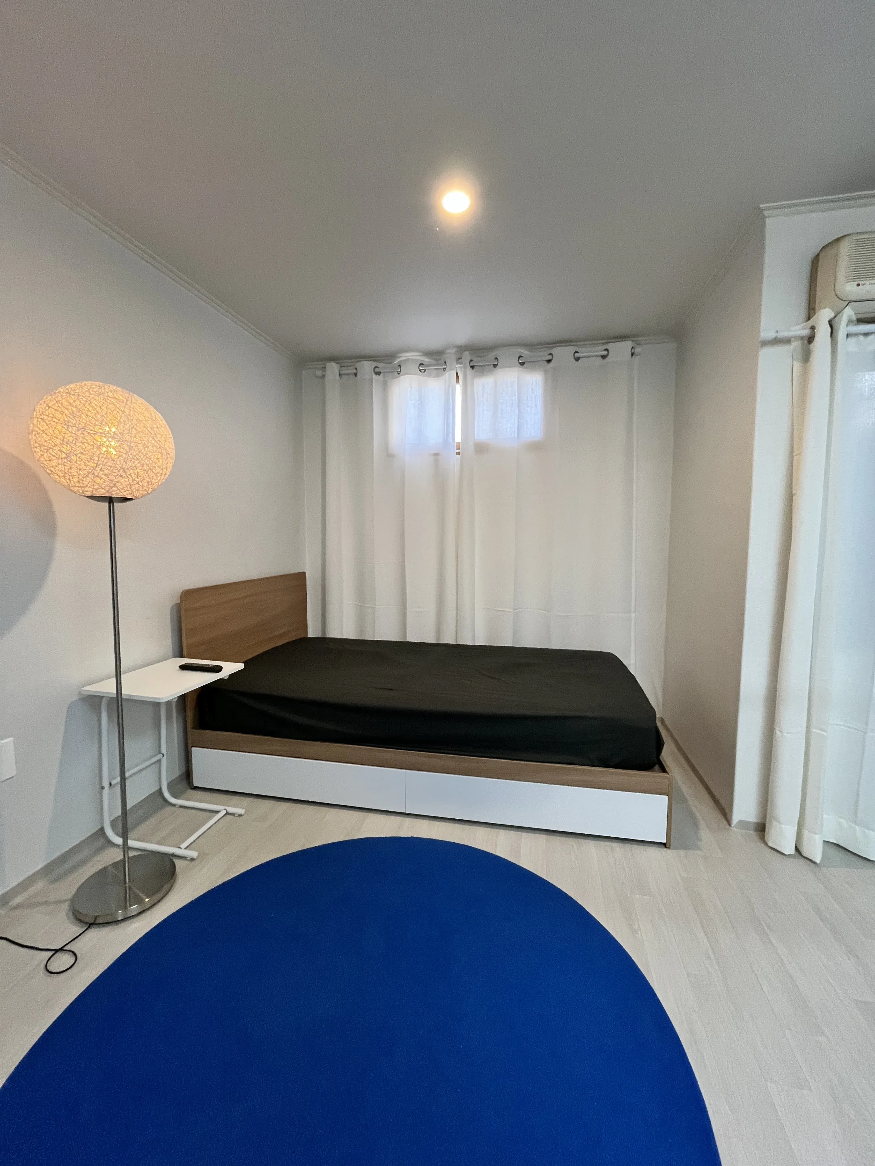 Studio in Seo-gu, Daejeon — 33m², sleeps 2, 1 bath