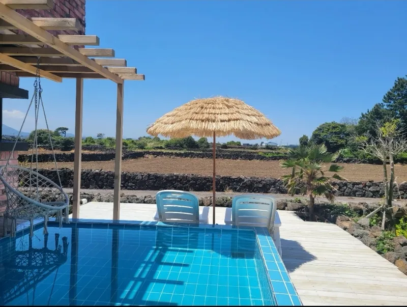[Gujwa, Jeju] Two-story private pool villa in front of Hado Beach #Pets allowed 11