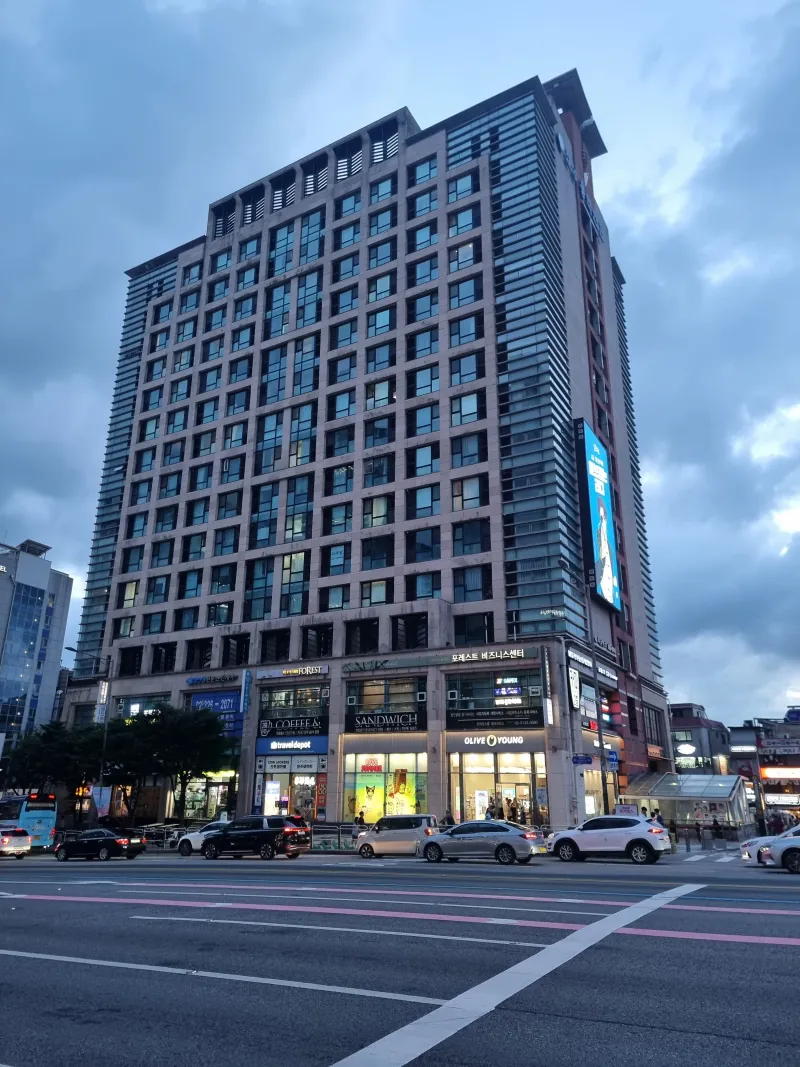 [Mapo, Seoul] Officetel with direct access to Hongik University Station #YeontralParkView 20