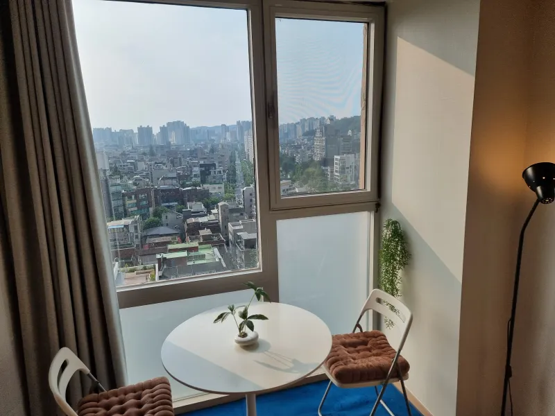 [Mapo, Seoul] Officetel with direct access to Hongik University Station #YeontralParkView 17