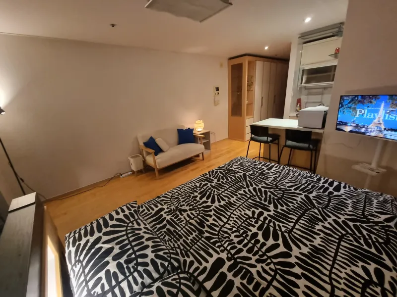[Mapo, Seoul] Officetel with direct access to Hongik University Station #YeontralParkView 6