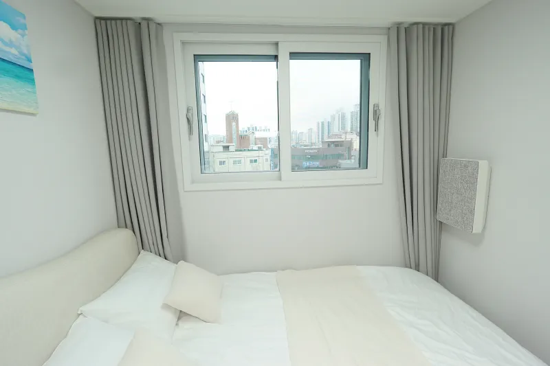 [Jungnang, Seoul] OTT, gaming, and clean accommodations within a 1-minute walk from Sagajeong Station 23