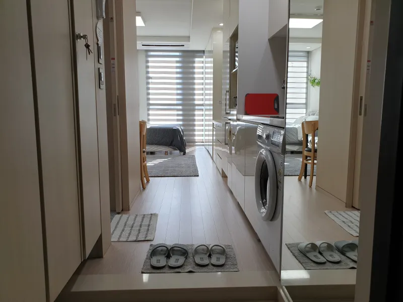 [Yeon-dong, Jeju] Cozy, sunny, and warm studio apartment on the 10th floor of Yeondong 5