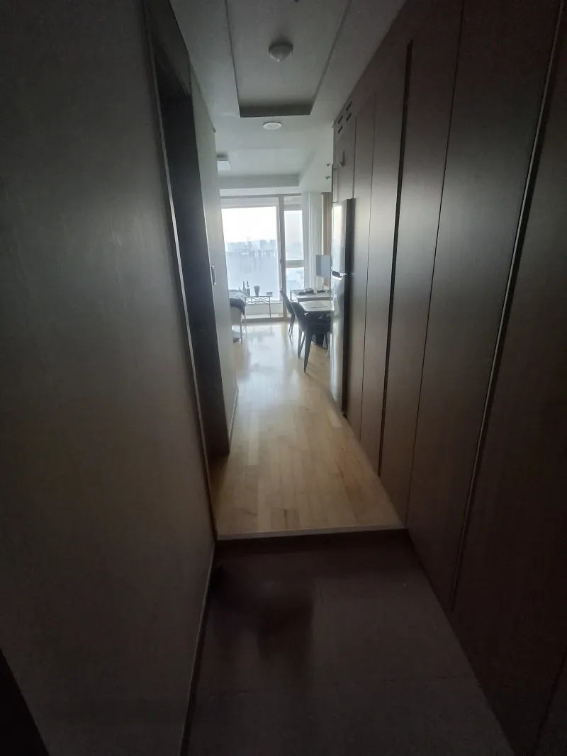 [Songpa, Seoul] One-room apartment with a night view of Lotte Tower in Garak-dong 3