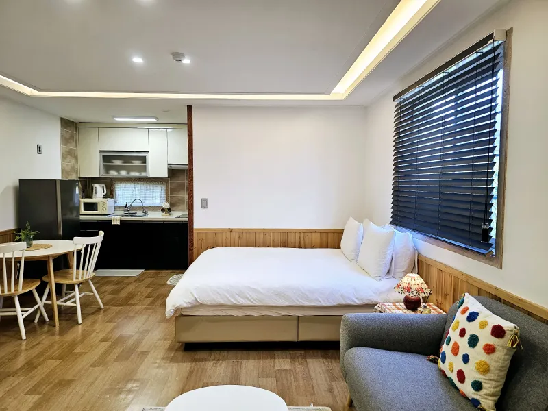 [Namwon, Seogwipo] Seogwipo Exotic Garden and Spacious Studio #Pets Allowed 12