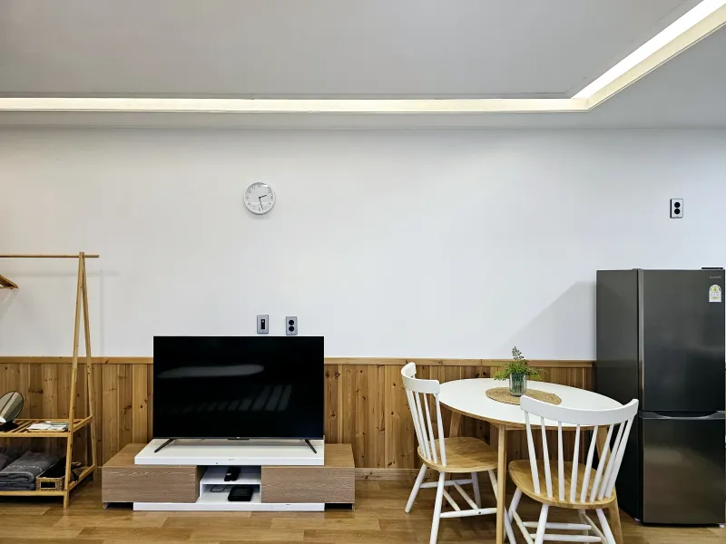 [Namwon, Seogwipo] Seogwipo Exotic Garden and Spacious Studio #Pets Allowed 9