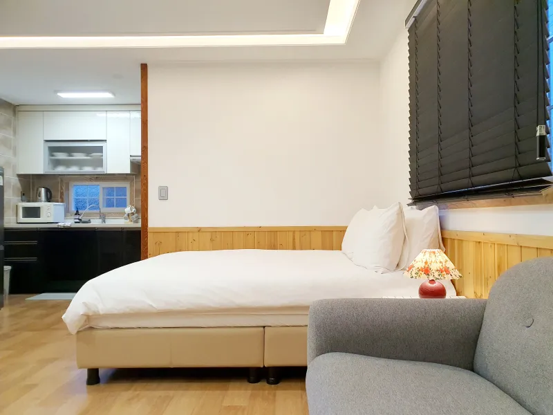 [Namwon, Seogwipo] Seogwipo Exotic Garden and Spacious Studio #Pets Allowed 3