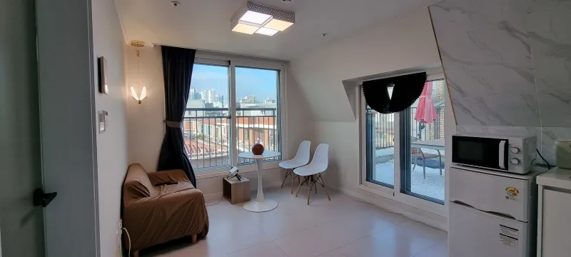 [Gangnam, Seoul] A beautiful house with a terrace, a 10-minute walk from Daecheong Station. 12