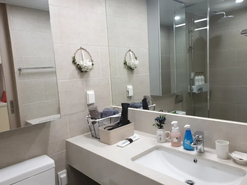 [Yeon-dong, Jeju] Cozy, sunny, and warm studio apartment on the 10th floor of Yeondong 4