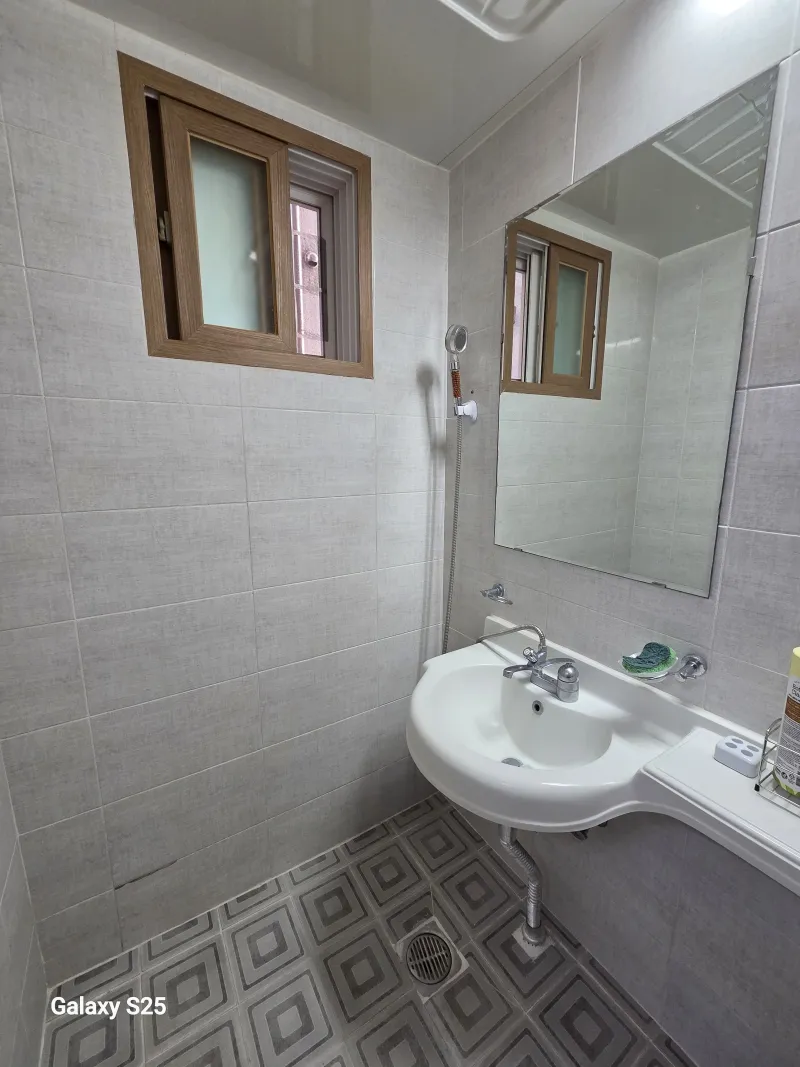 [Gyeongju] Unpack and set off! (3-minute walk from the terminal) Room 202 10