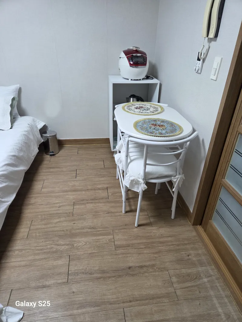 [Gyeongju] Unpack and set off! (3-minute walk from the terminal) Room 202 4