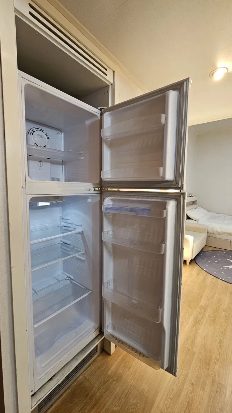 [Guri] Fully furnished room for a stay 9