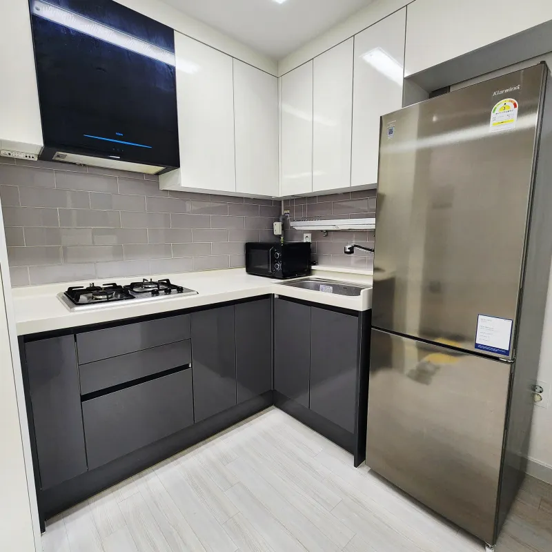 [Gangseo, Seoul] 3rd floor two-room apartment with good lighting and elevator, 7 minutes from Kkachisan Station 26
