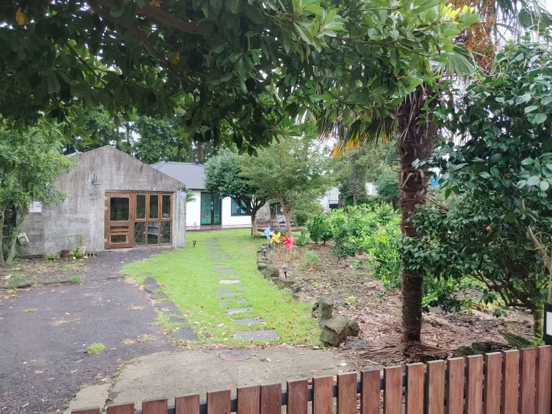 [Jocheon, Jeju] A detached house with a tangerine orchard and a yard perfect for living with children. 58