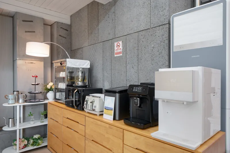 [Daepo-dong, Seogwipo] 1.5-room accommodation in front of the port on Olle Course 8, room 201 25