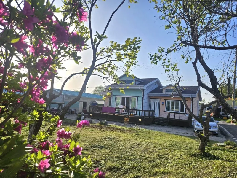 [Nonsan][Nonsan, South Chungcheong Province] #RuralLiving: A detached house with a spacious yard, terrace, and living room. 24