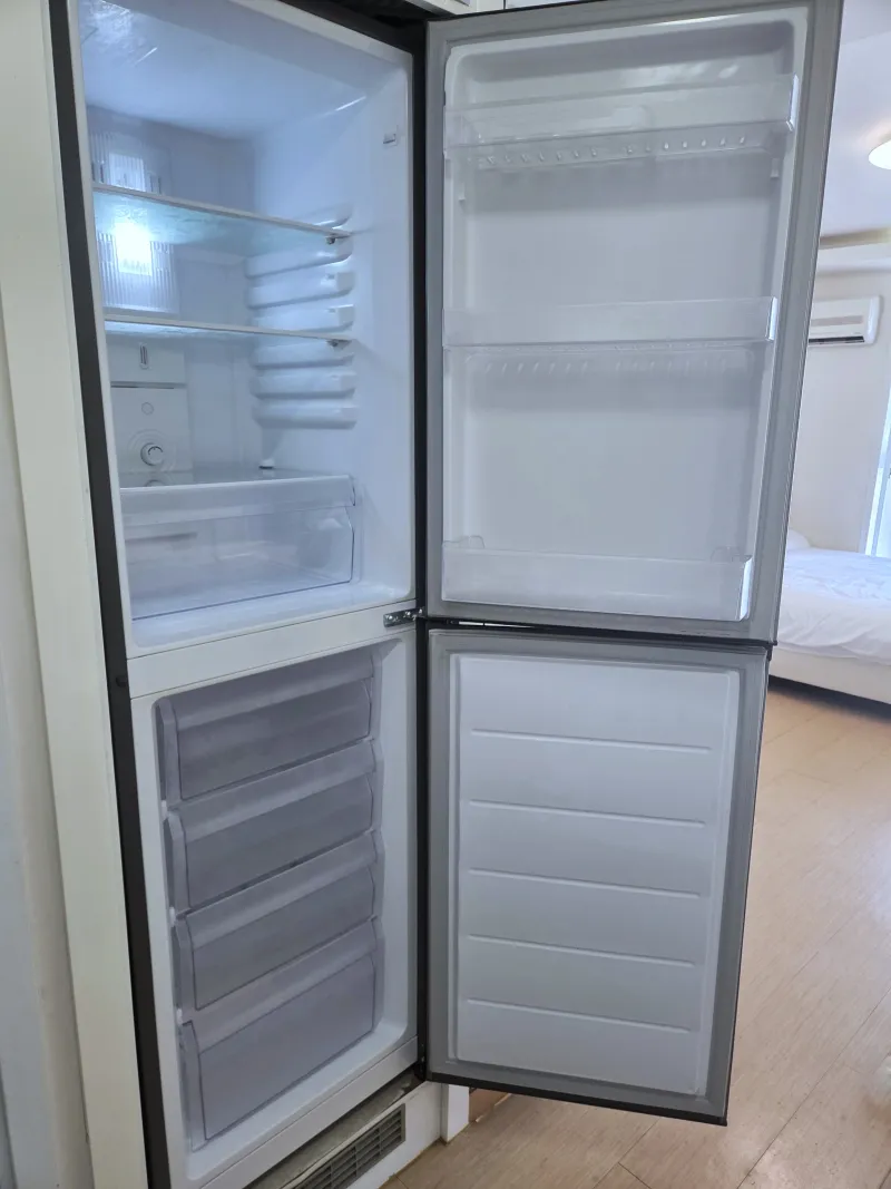 [서울 서초] 이수역 도보 3분 사당 방배 논현 가까운 고층뷰 깔끔룸 7
