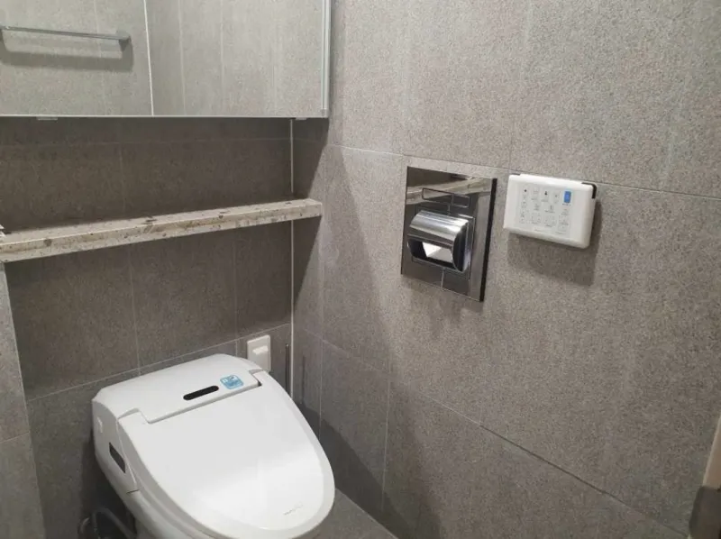 [Suwon][Suwon Yeongtong] Fully furnished room in Gwanggyo 13