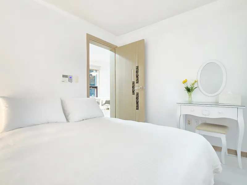 [Daepo-dong, Seogwipo] 1.5-room accommodation in front of the port on Olle Course 8, room 201 6