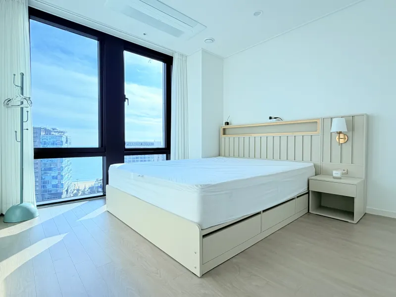 [부산 해운대] 해운대 바닷가 호텔감성 오션뷰 #방3 #화장실2 5