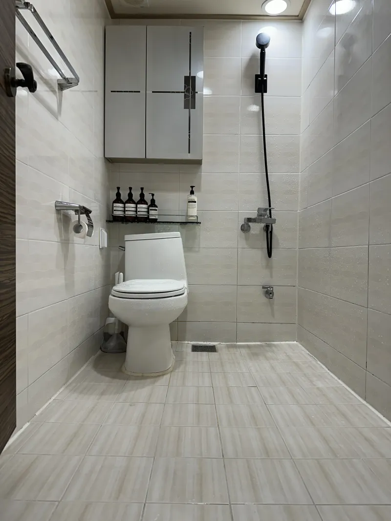 [Gangnam, Seoul] Black Room 1 Minute from Suseo Station #Daemosan View #High Floor #Pets Allowed 12