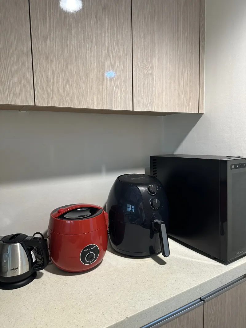 [Gangnam, Seoul] Black Room 1 Minute from Suseo Station #Daemosan View #High Floor #Pets Allowed 17
