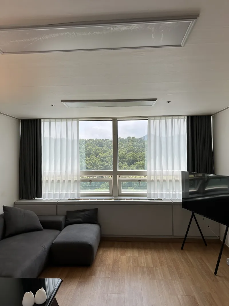 [Gangnam, Seoul] Black Room 1 Minute from Suseo Station #Daemosan View #High Floor #Pets Allowed 4
