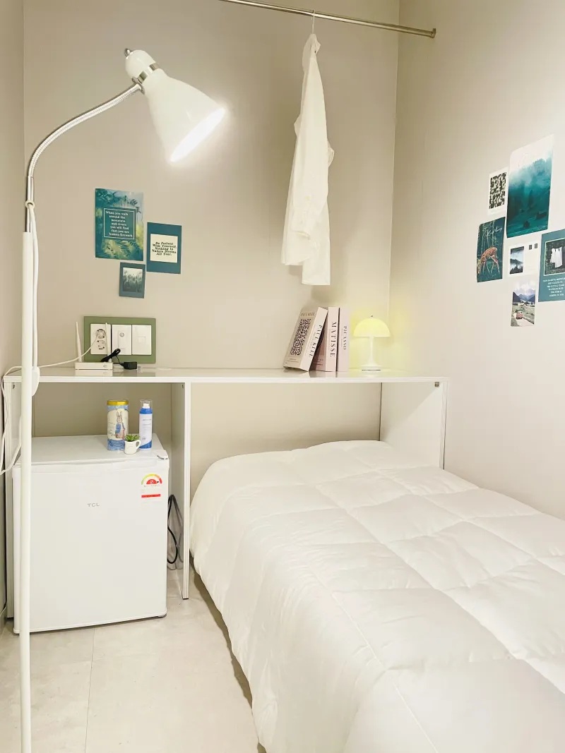 [Dongjak, Seoul] Line 7, 2-minute walk, Men in their 20s and 30s Only 2