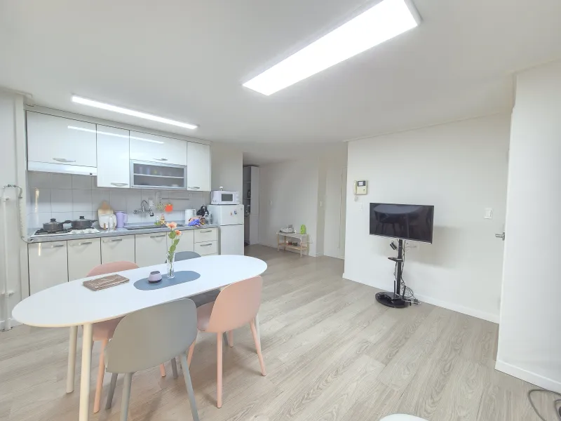 [Haeundae, Busan] Dalmaji Two-Room with Free Parking, a Quiet and Cozy Accommodation Filled with Sunlight 12